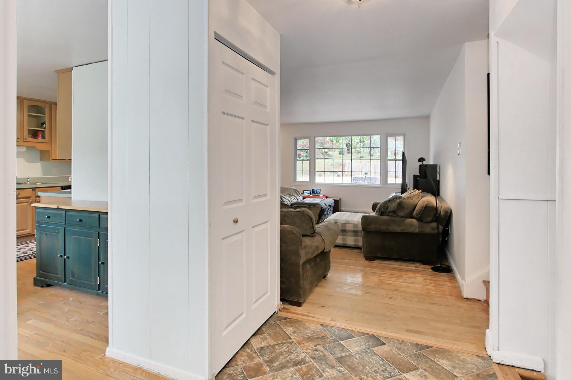 6305 Gormley Place Springfield, VA 22152 - Photo 6 of 66 View from foyer