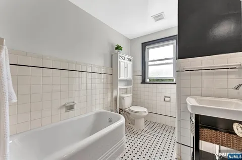 $589,000 | 57 Berkeley Avenue, Belleville, NJ 07109