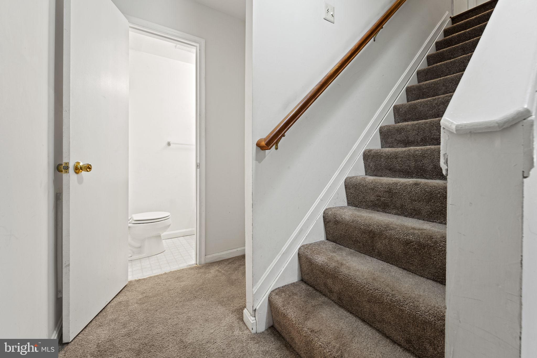 7946 Forest Path Way Springfield, VA 22153 - Photo 28 of 41 Gallery Image 28