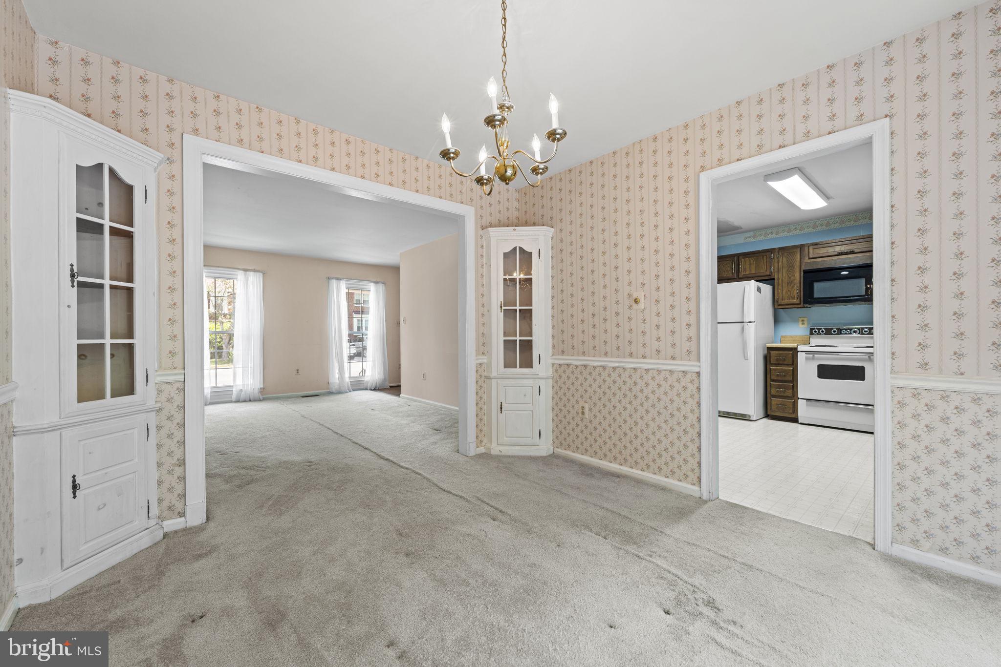 7946 Forest Path Way Springfield, VA 22153 - Photo 8 of 41 Gallery Image 8