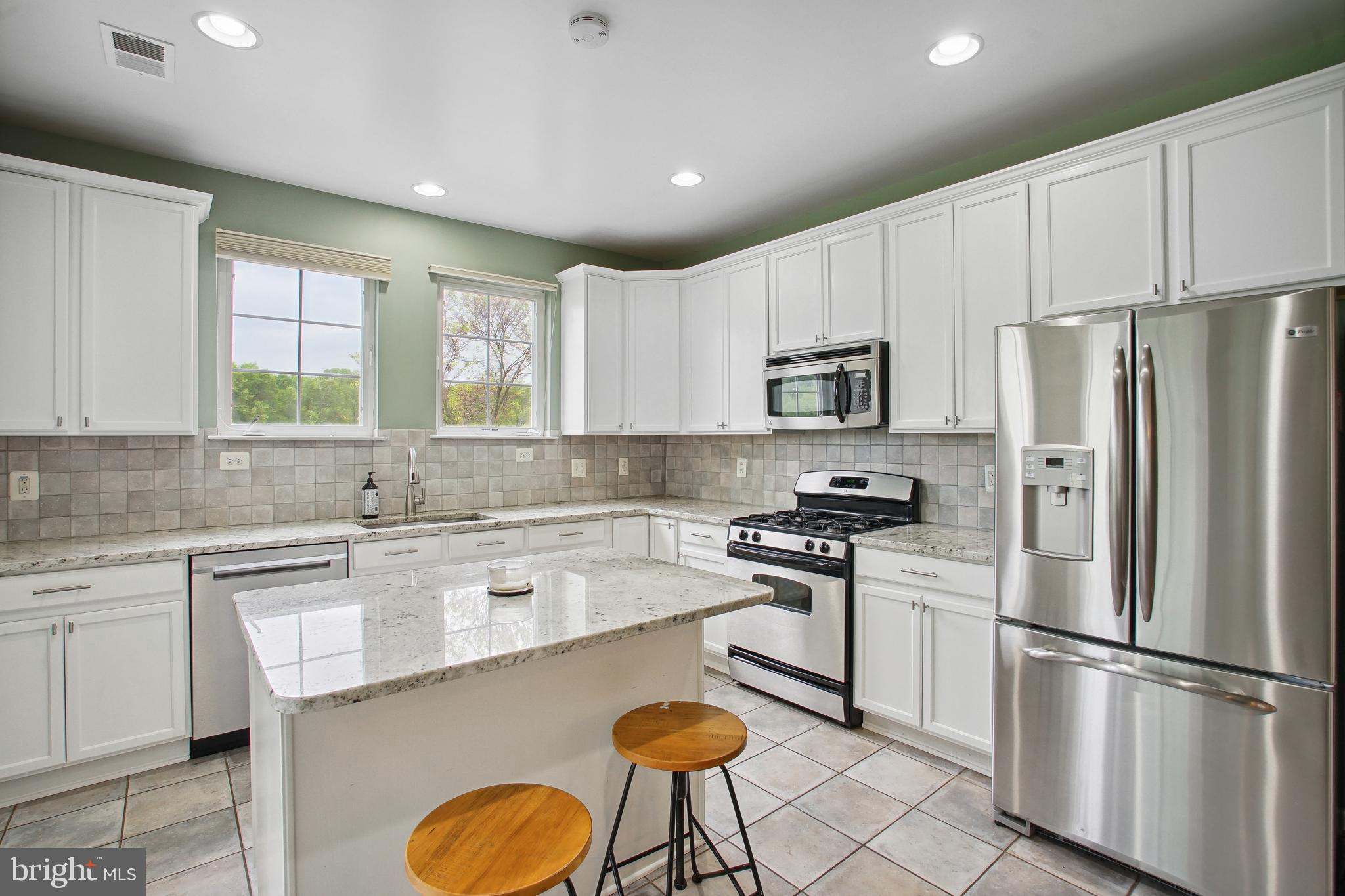 13870 Greendale Drive Woodbridge, VA 22191 - Photo 9 of 22