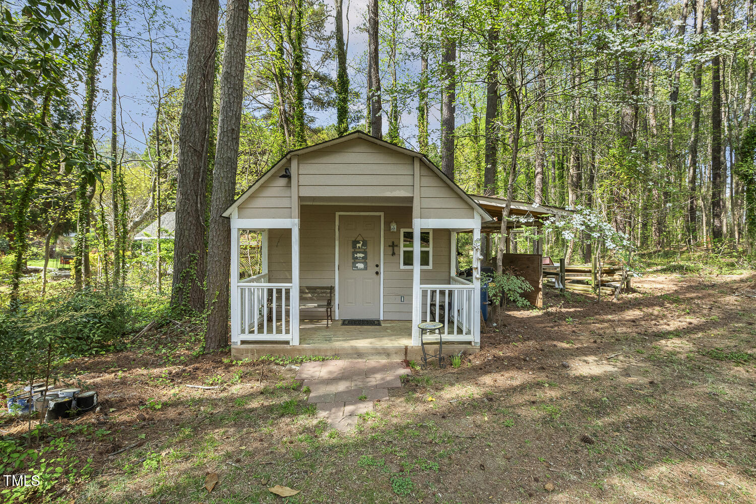 8008 Hollander Place Raleigh, NC 27606 - Photo 35 of 42 108 - Copy