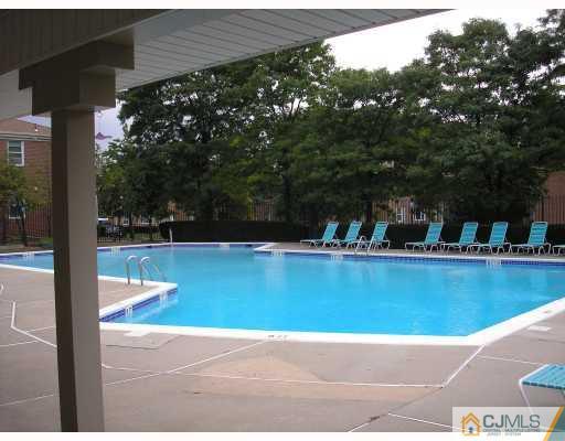 66 Fox Road, Unit 7B Edison, NJ 08817 - Photo 7 of 8 Gallery Image 7