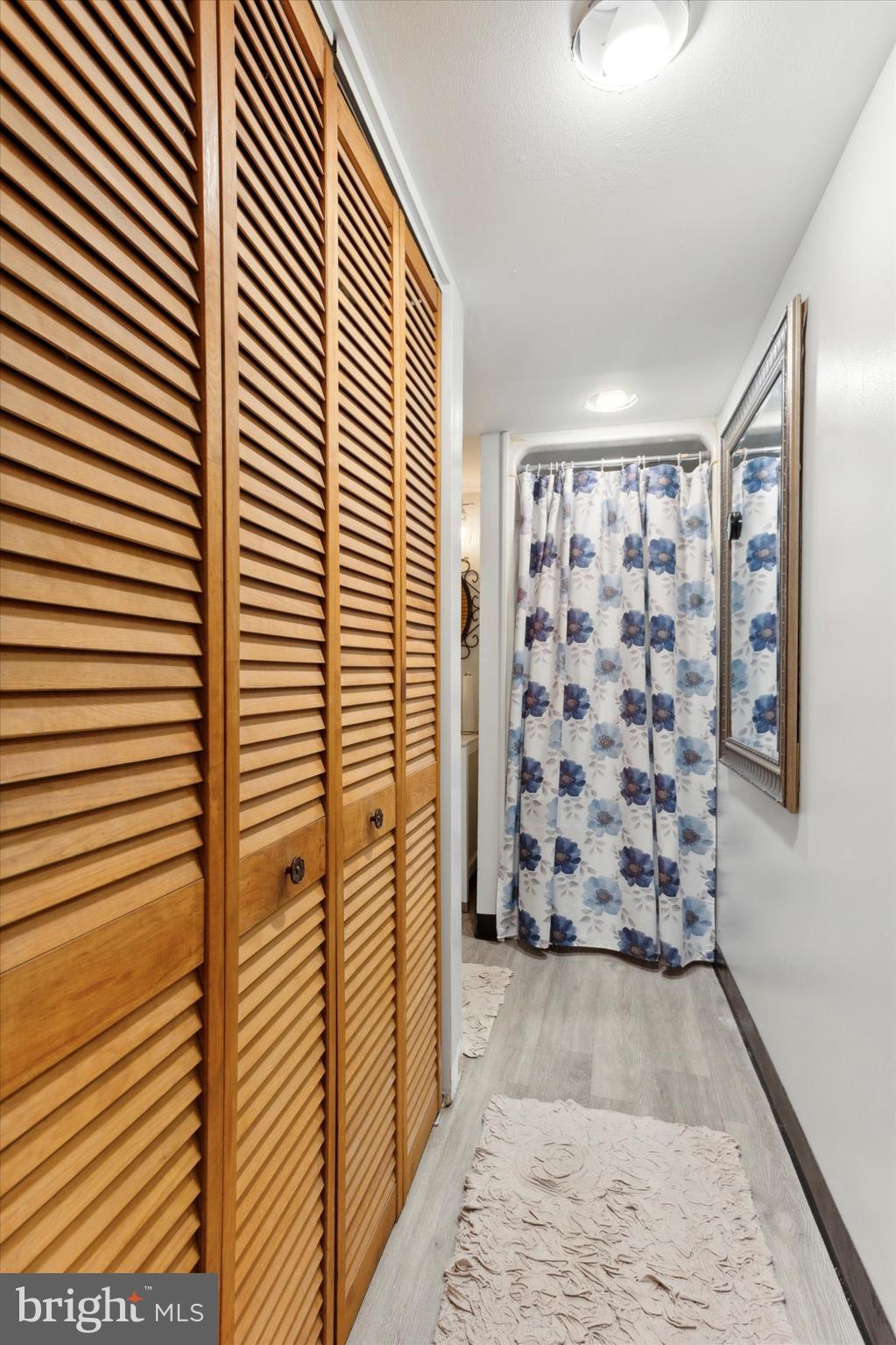 5 Oakley Road Upper Darby, PA 19082 - Photo 23 of 25 Full basement bathroom