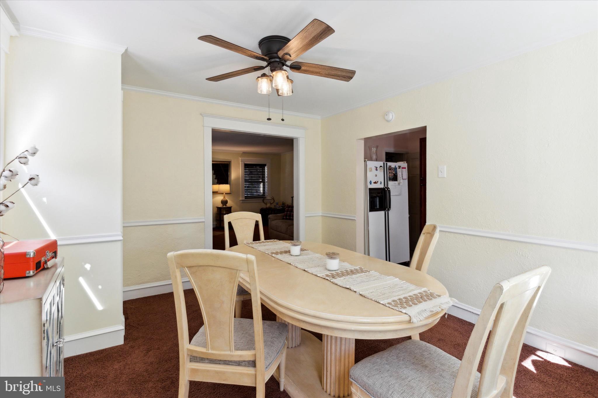 5 Oakley Road Upper Darby, PA 19082 - Photo 6 of 25 Dining room