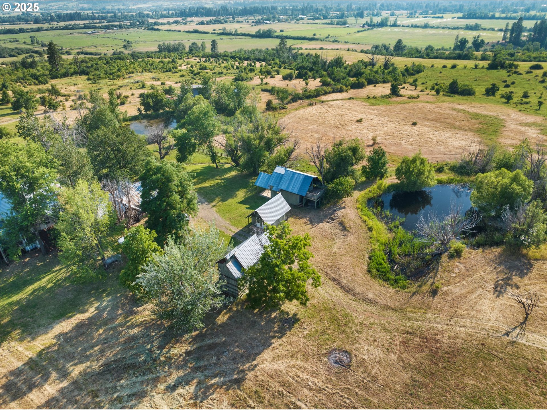 48212 Clear Creek Road Halfway, OR 97834 - Photo 45 of 47 an aerial view of a yard with a yard and lake view