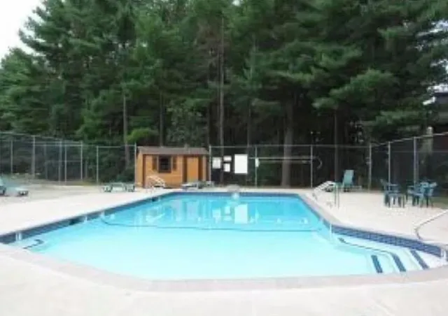 $379,900 | 5 Blackstone Drive, Unit 7, Nashua, NH 03063