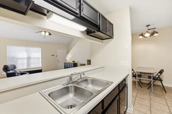 $149,900 | 2738 West Tharpe Street, Unit 2106, Tallahassee, FL 32303