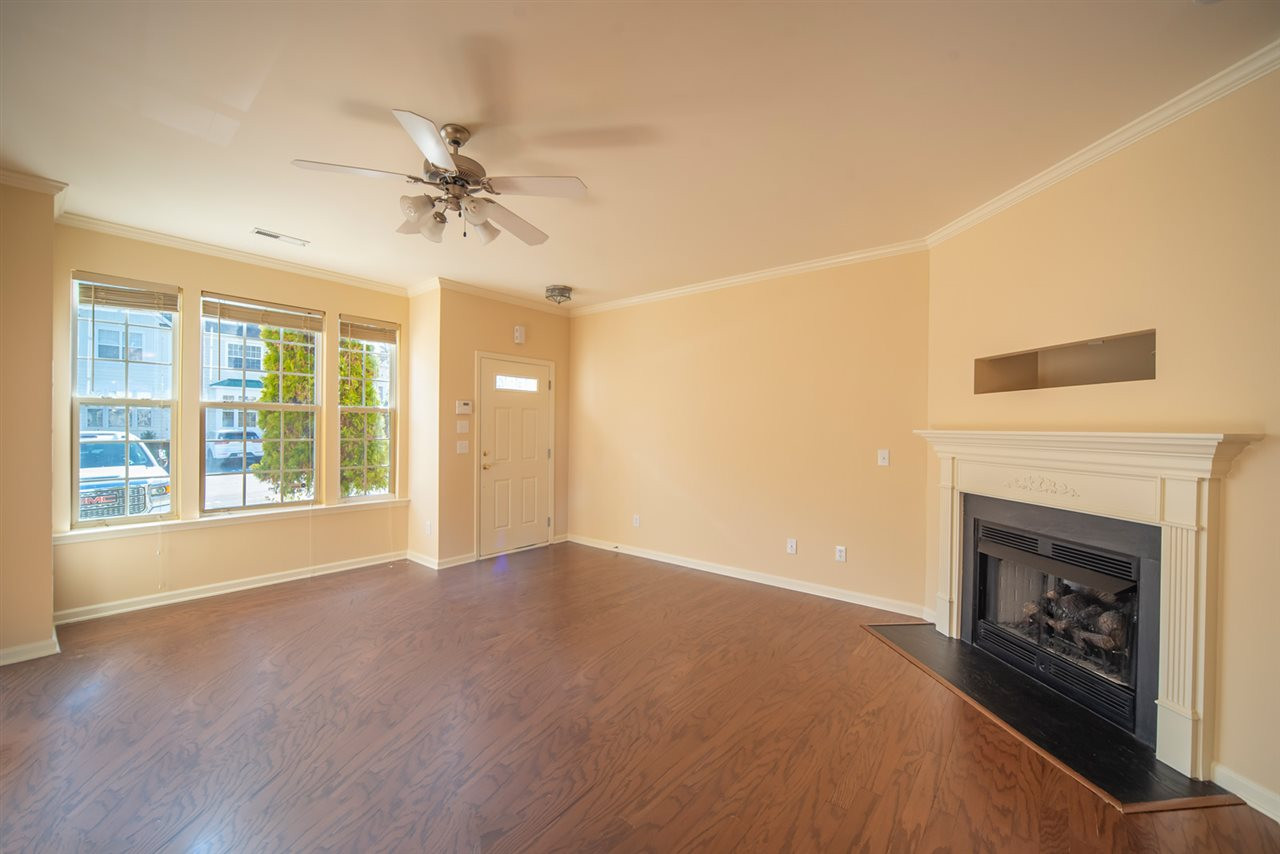 4428 Sugarbend Way Raleigh, NC 27606 - Photo 4 of 21 Family Room