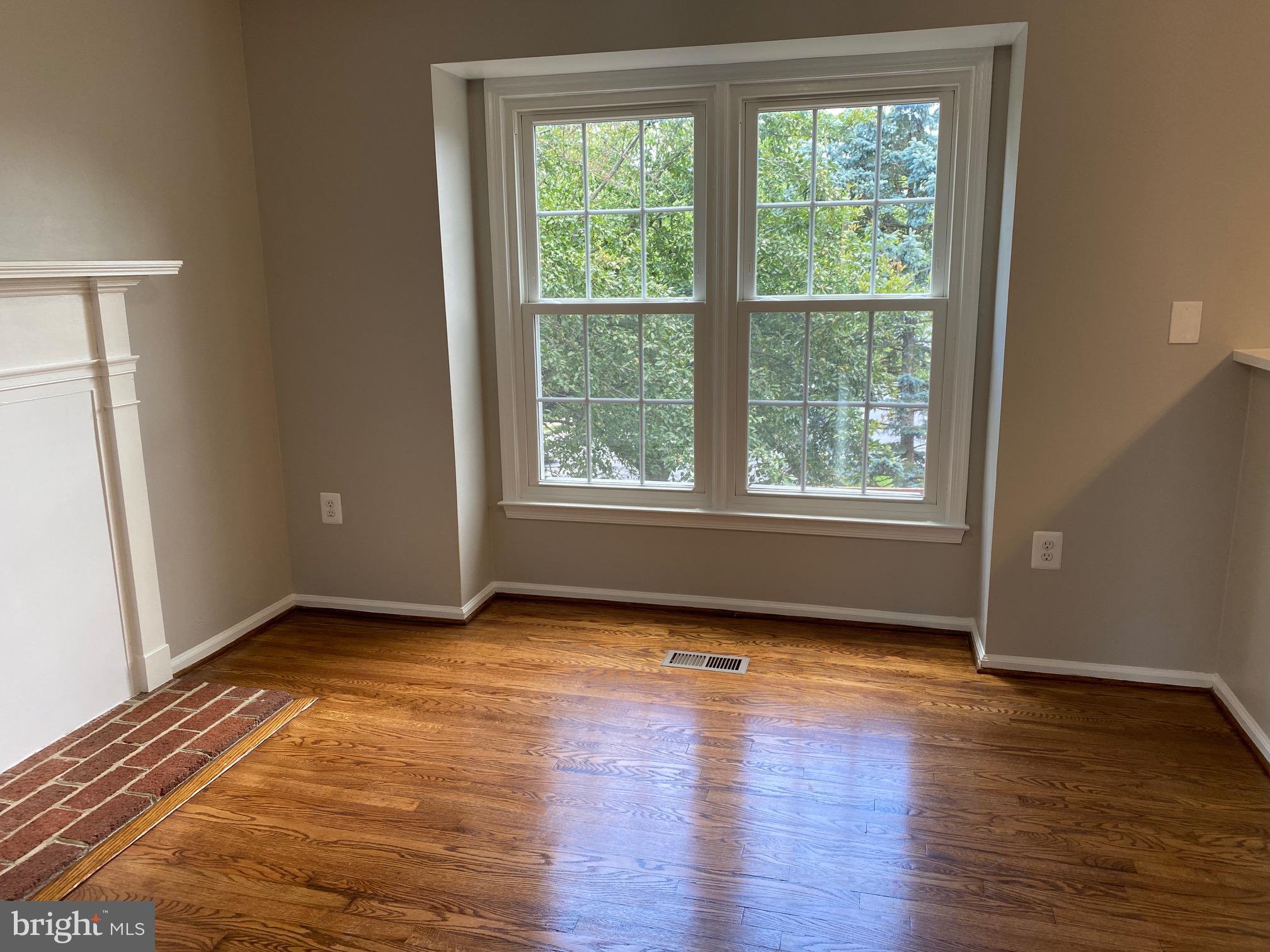 8027 Hollow Reed Court Frederick, MD 21701 - Photo 9 of 24 Gallery Image 9