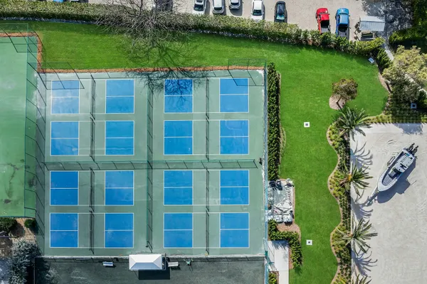 $1,010,000 | 7084 Hawks Cay Boulevard, Marathon, FL 33050