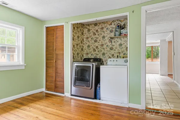 $250,000 | 132 Little Knob Road, Asheville, NC 28803