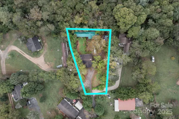 $250,000 | 132 Little Knob Road, Asheville, NC 28803