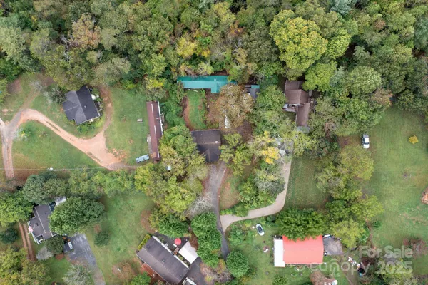 $250,000 | 132 Little Knob Road, Asheville, NC 28803