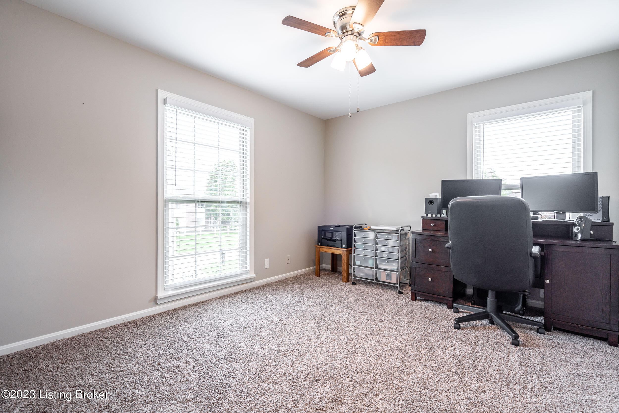 305 Moser Road Louisville, KY 40243 - Photo 42 of 49 305 Moser Rd-042
