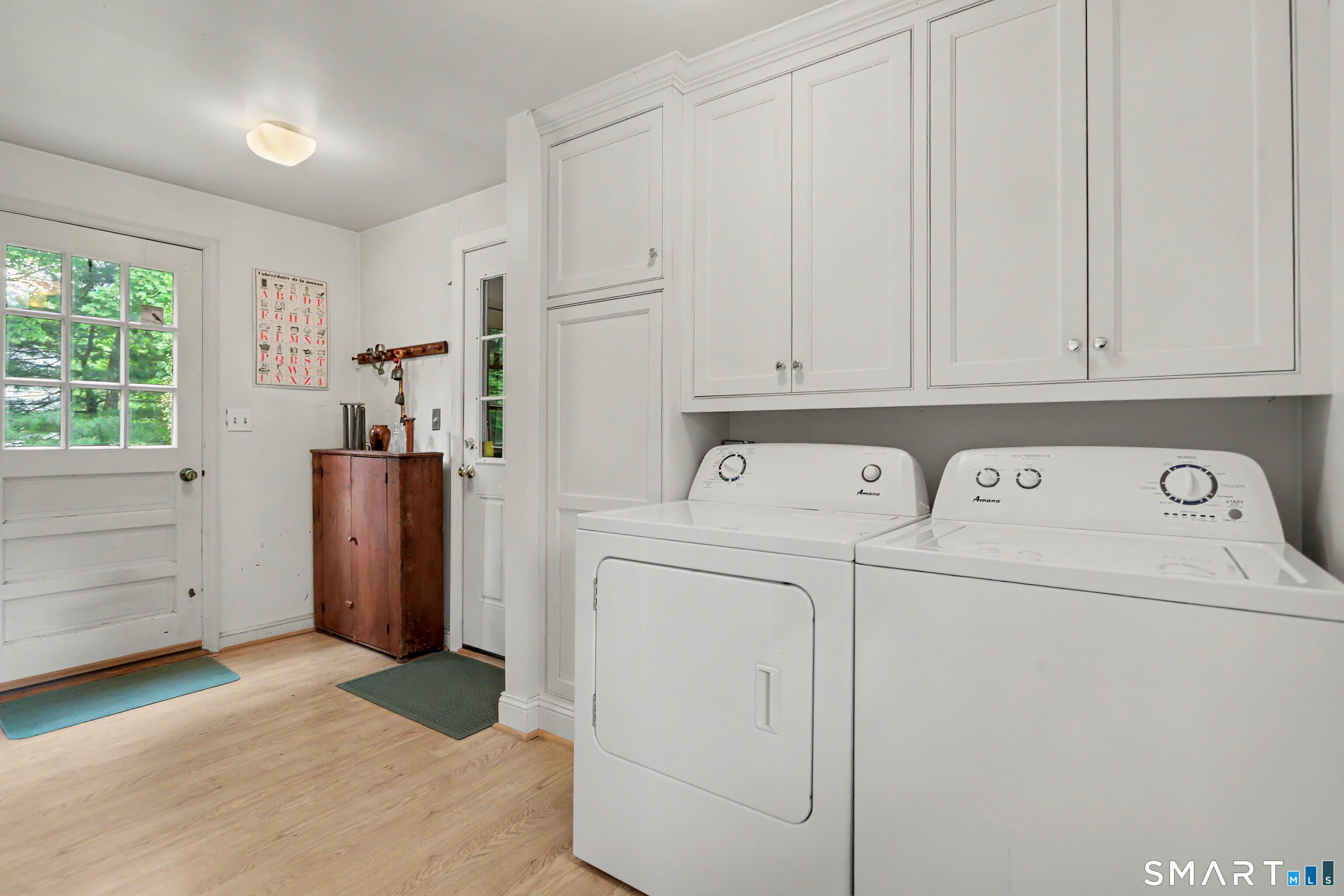 240 North Cedar Road Fairfield, CT 06824 - Photo 20 of 40