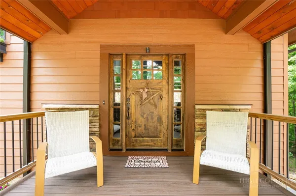 $1,990,000 | 1009 Larkspur Trail, Banner Elk, NC 28604