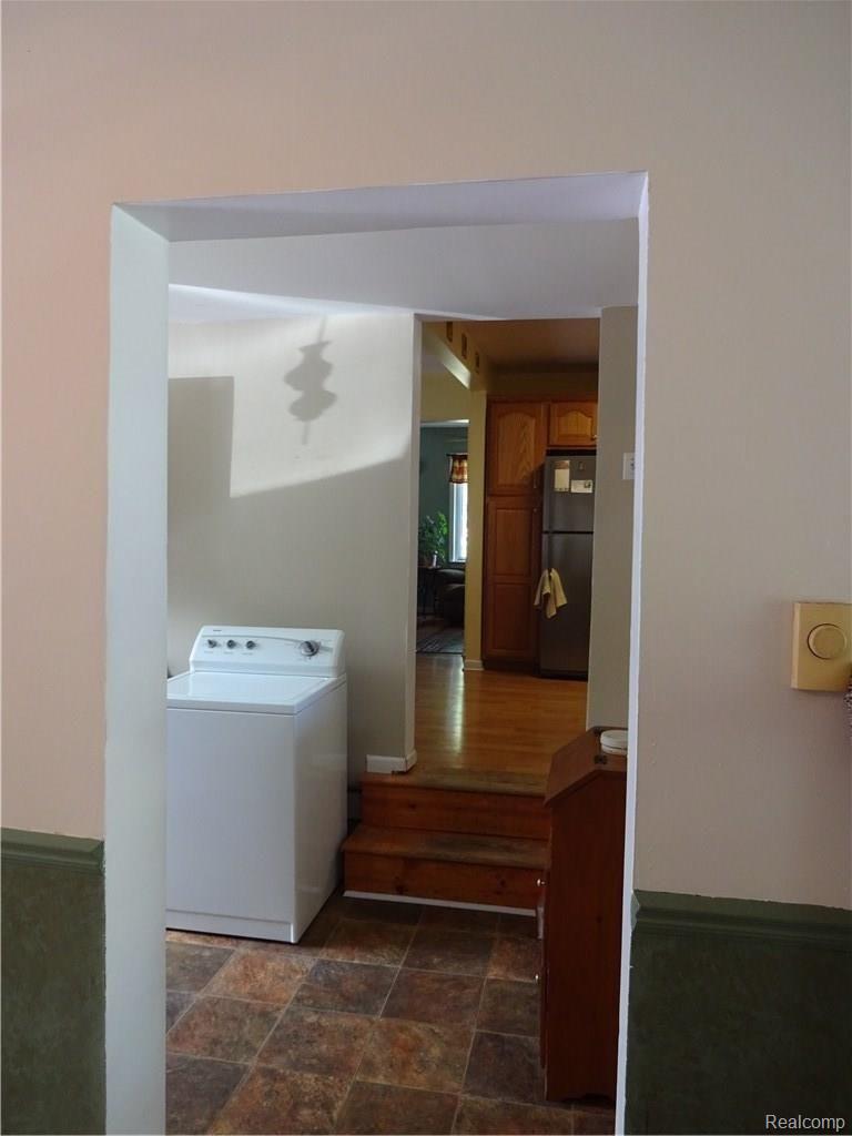 3105 Gerald Avenue Rochester, MI 48307 - Photo 28 of 30 DSC00511.JPG