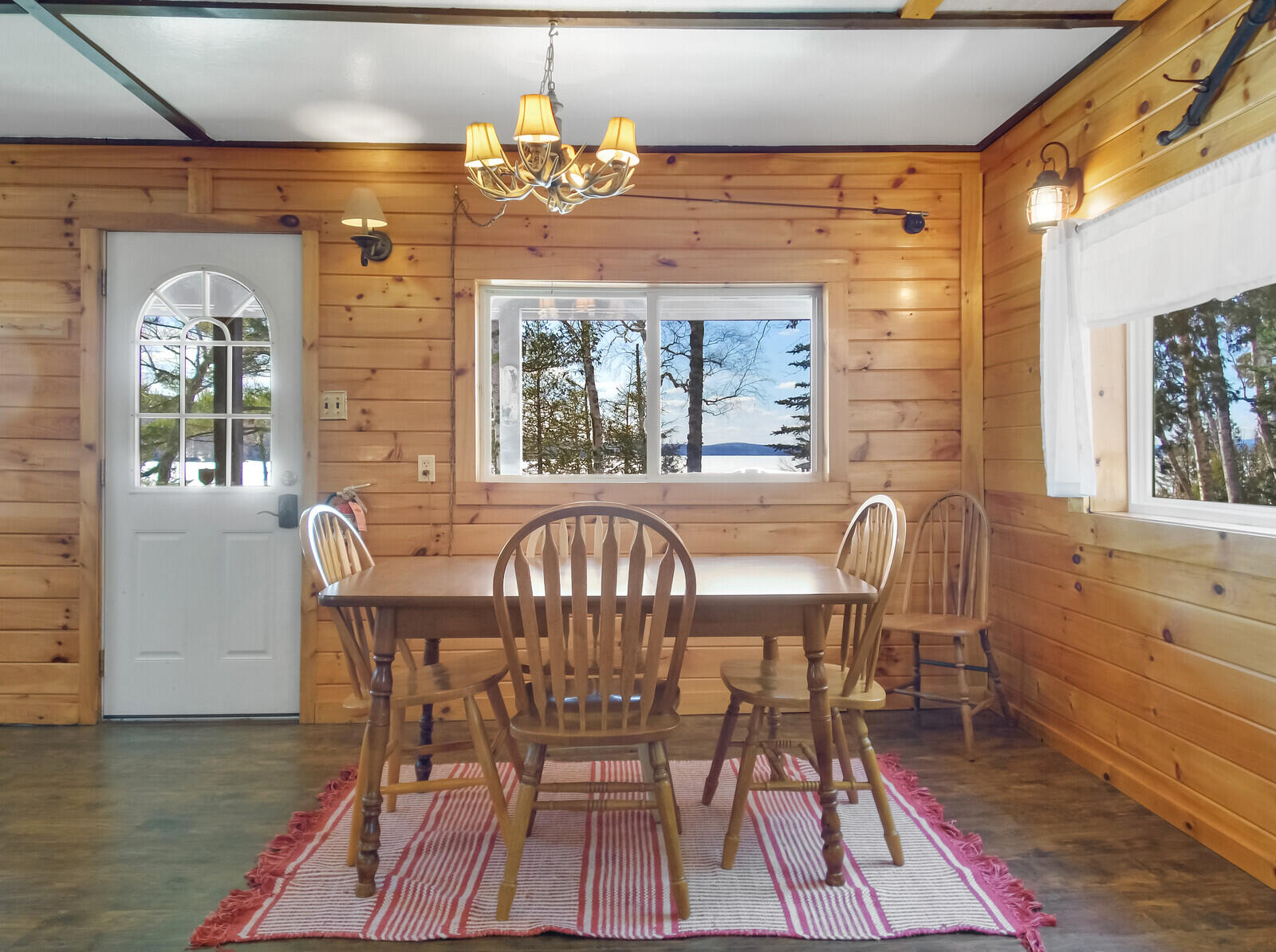 5 Lyons Lane, Unit SM Rangeley, ME 04970 - Photo 11 of 47 Dining Area