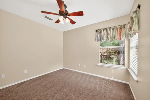 $390,000 | 18 Mulberry Glen Place, Spring, TX 77382