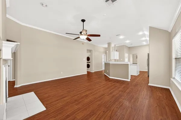 $360,000 | 18 Mulberry Glen Place, Spring, TX 77382