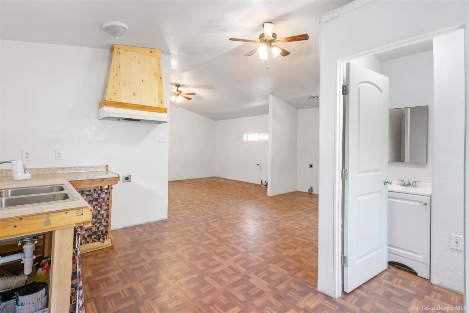 20217 Knob Hill Road Tehachapi, CA 93561 - Photo 47 of 81 Gallery Image 47