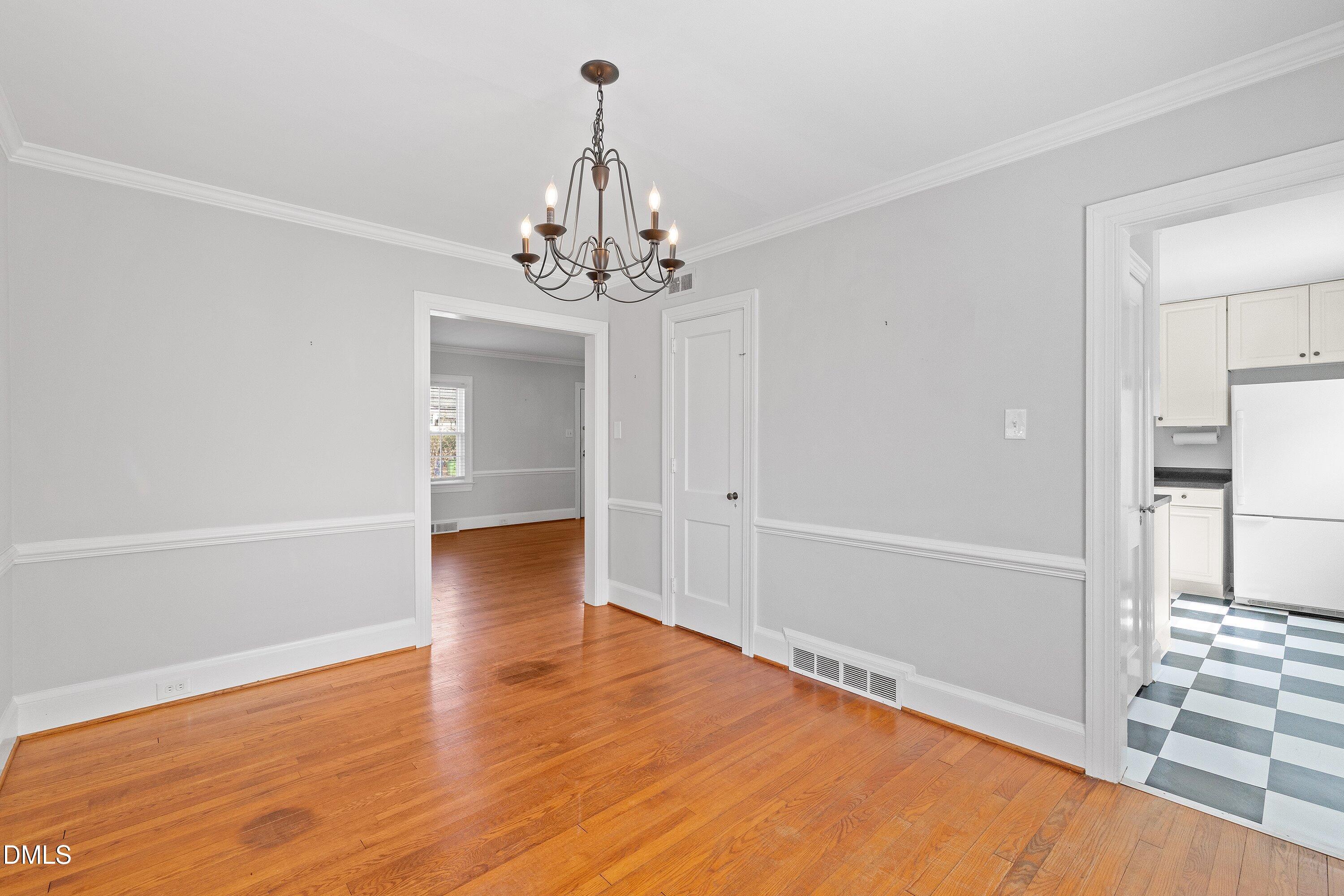 2728 Anderson Drive Raleigh, NC 27608 - Photo 11 of 43 12-2728 Anderson Dr_8087