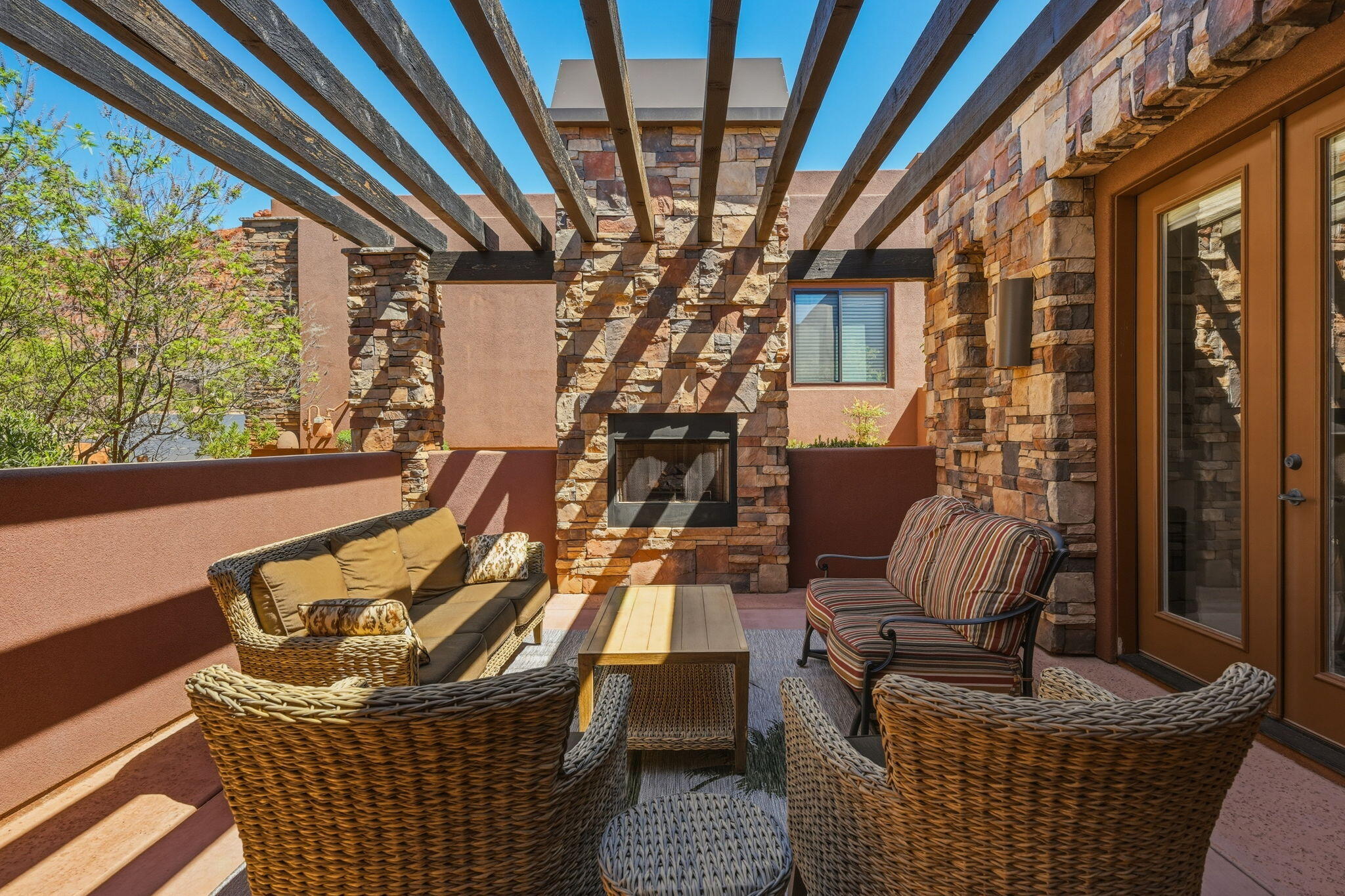 2139 Cougar Rock Circle, Unit 163 St. George, UT 84770 - Photo 3 of 21 Front Courtyard