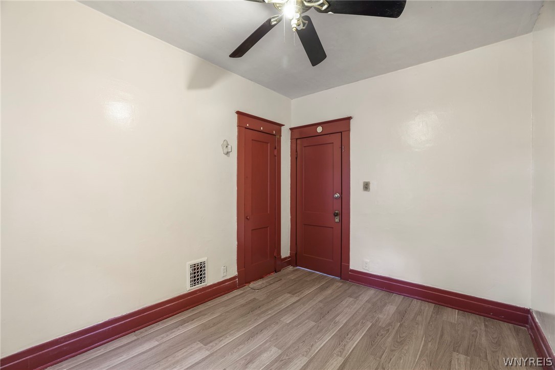 253 Benzinger Street Buffalo, NY 14206 - Photo 14 of 34