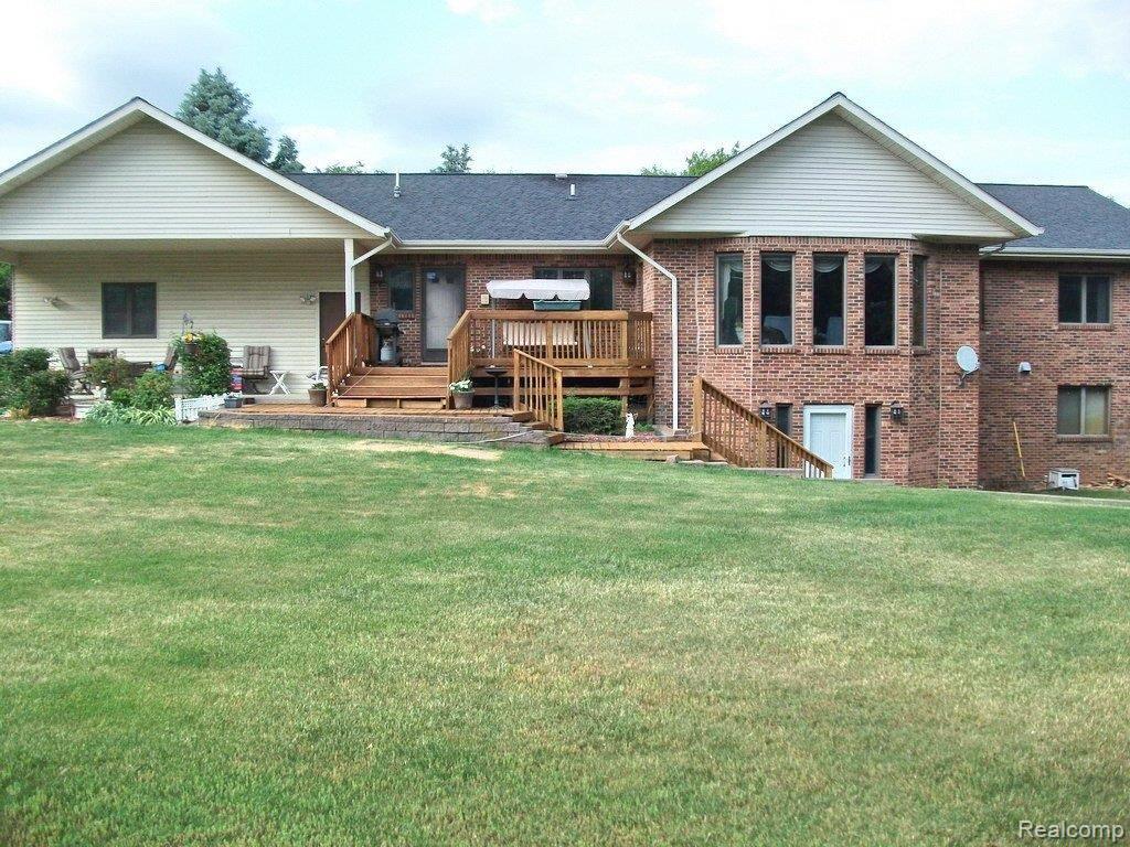 591 West Snell Road Rochester, MI 48306 - Photo 2 of 21 Rear Of Home & Deck