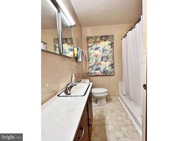 $2,000 | 646 West Glenwood Avenue, Smyrna, DE 19977