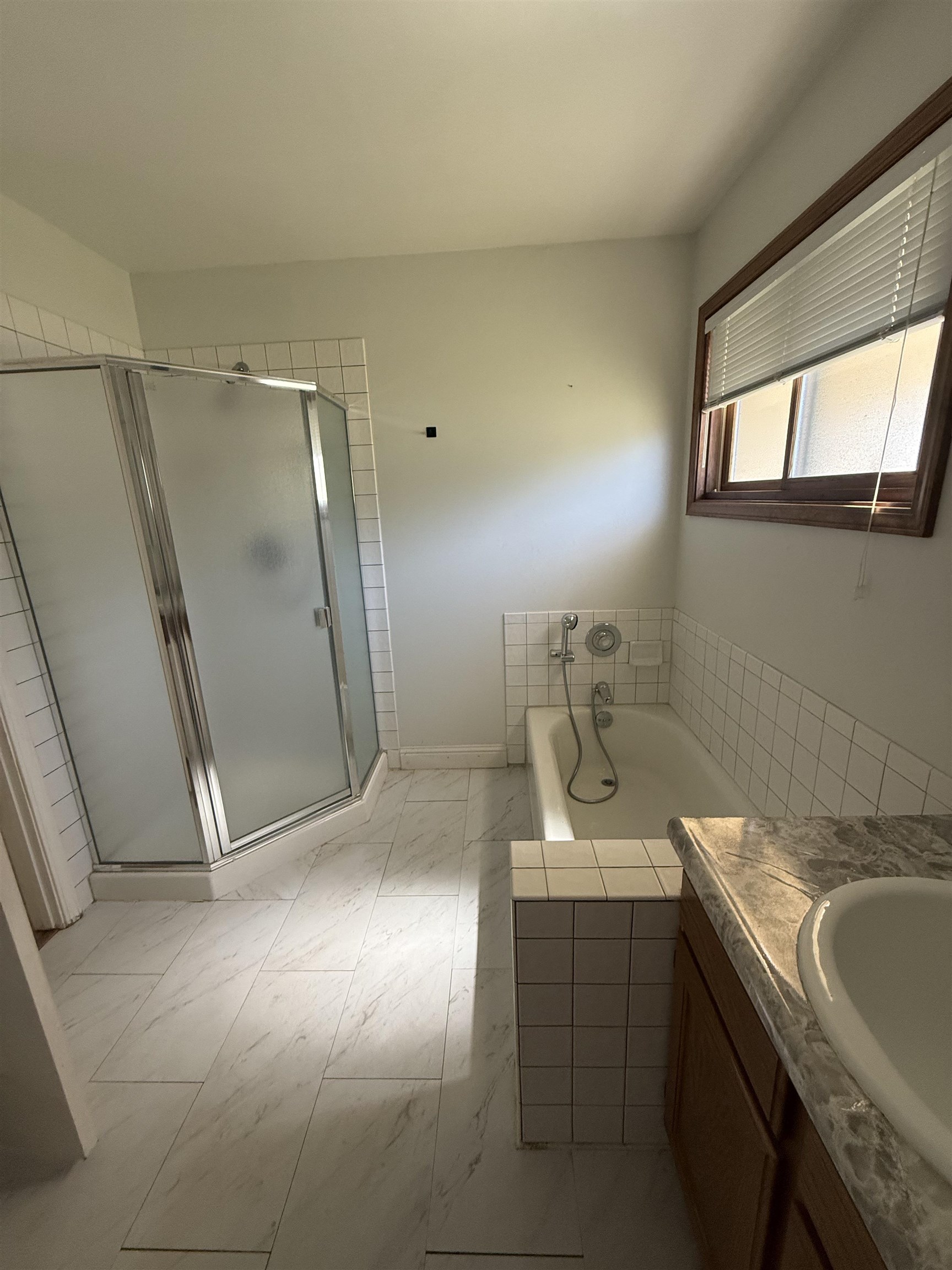35 Potato Peak Road Bridgeport, CA 93517 - Photo 16 of 21 a bathroom with a sink a toilet and a tub