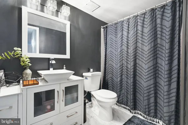 $260,000 | 5911 Edsall Road, Unit 0G13, Alexandria, VA 22304