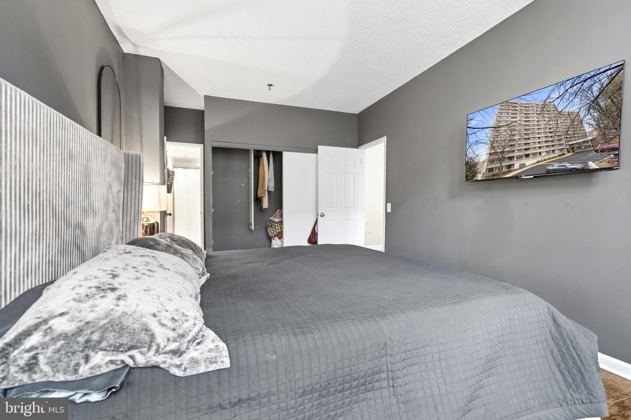 5911 Edsall Road, Unit 0G13 Alexandria, VA 22304 - Photo 17 of 30