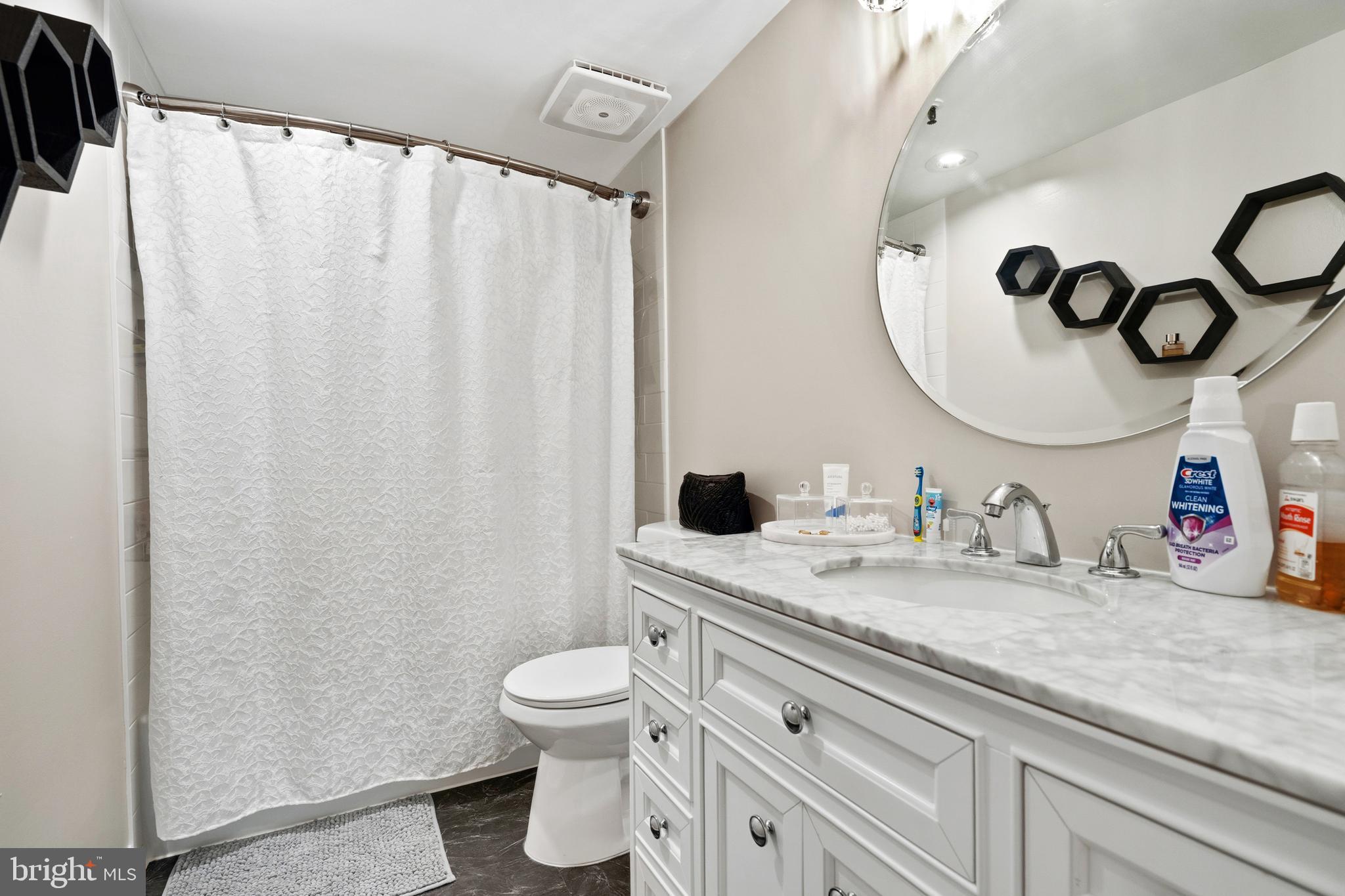 5911 Edsall Road, Unit 0G13 Alexandria, VA 22304 - Photo 19 of 30