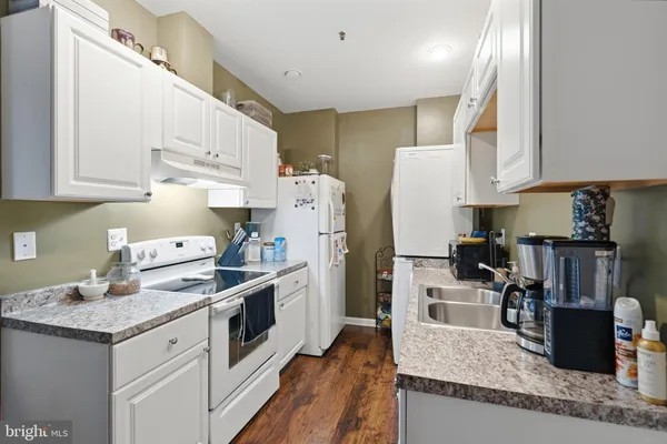 $260,000 | 5911 Edsall Road, Unit 0G13, Alexandria, VA 22304