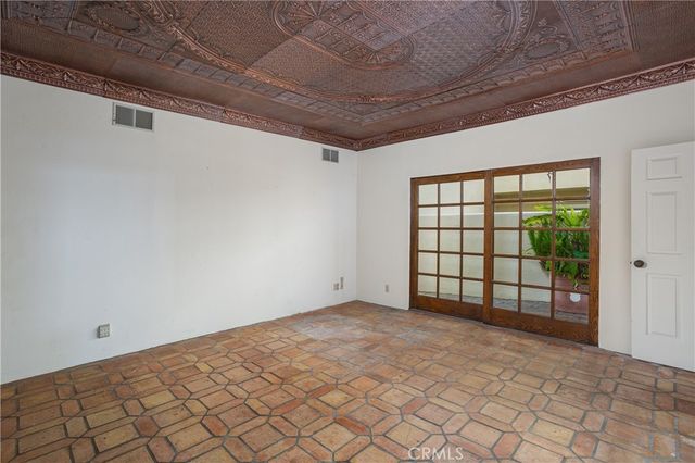 $11,250,000 | 809 Via Lido Soud, Newport Beach, CA 92663