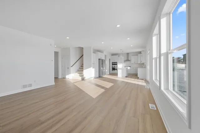 $565,750 | 565 Waterford Place, Waconia, MN 55387