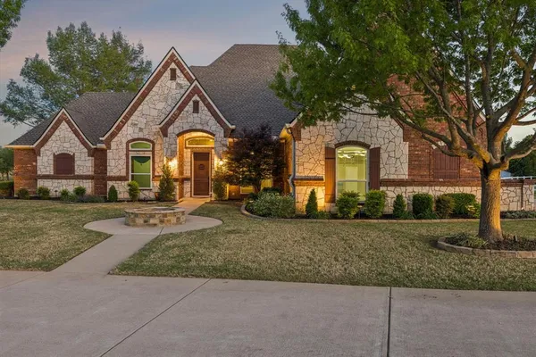 $859,900 | 6532 Gehrig Circle, Burleson, TX 76028