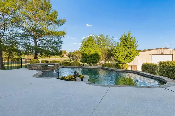 $859,900 | 6532 Gehrig Circle, Burleson, TX 76028
