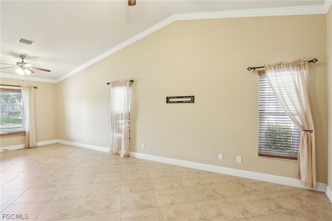5118 Harrogate Court Naples, FL 34112 - Photo 11 of 27