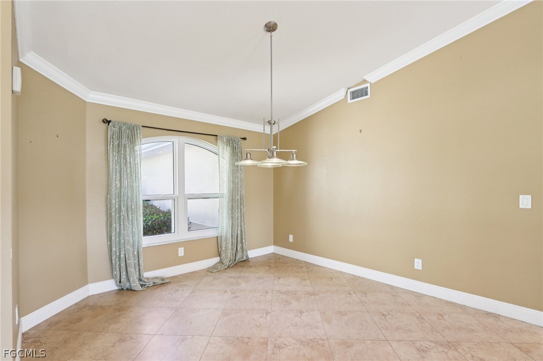 5118 Harrogate Court Naples, FL 34112 - Photo 6 of 27