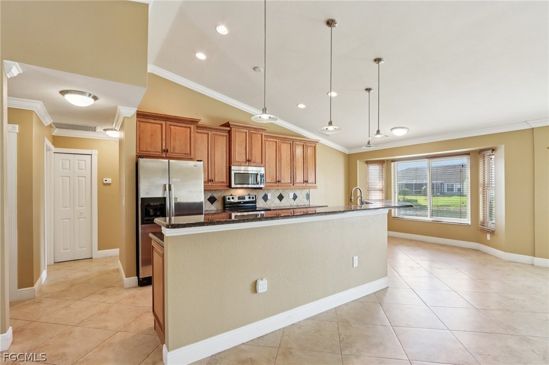 5118 Harrogate Court Naples, FL 34112 - Photo 7 of 27