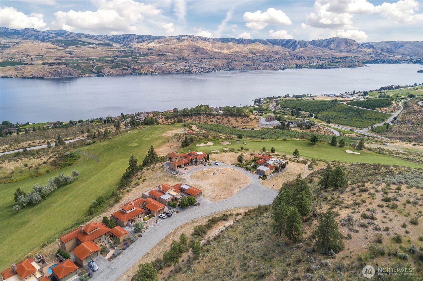 227 Bandera Way Chelan, WA 98816 - Photo 6 of 10