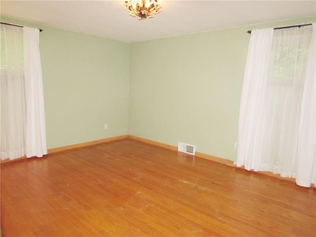 3754 Margate Road Pittsburgh, PA 15221 - Photo 11 of 25 Gallery Image 11