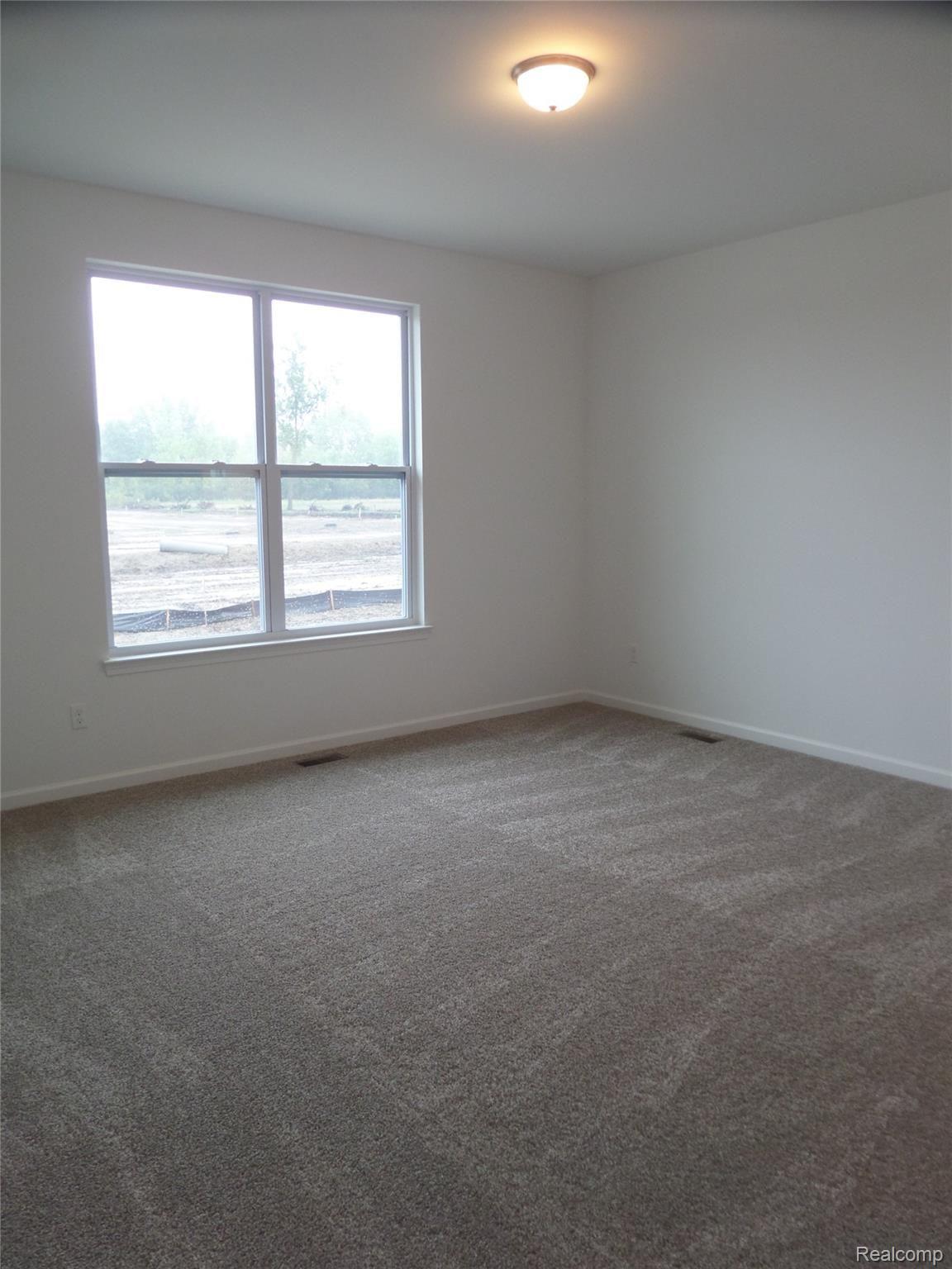 23863 Ravenswood Road Macomb, MI 48042 - Photo 27 of 33 SAM_3784.JPG