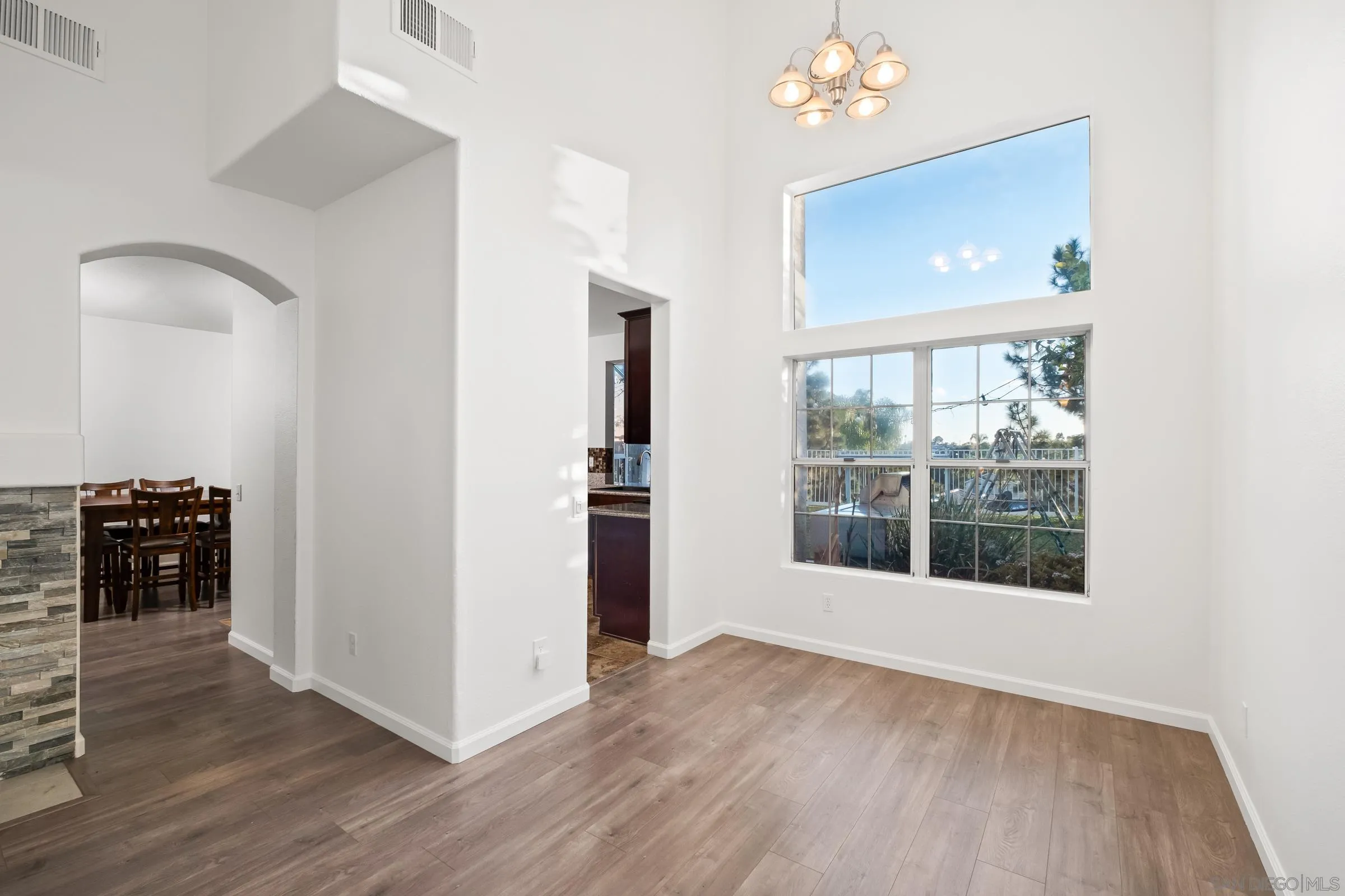 536 Kiley Road Chula Vista, CA 91910 - Photo 20 of 46 a view of a livingroom with a kitchen