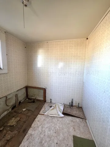 $25,000 | 919 Main Street, McLean, TX 79057