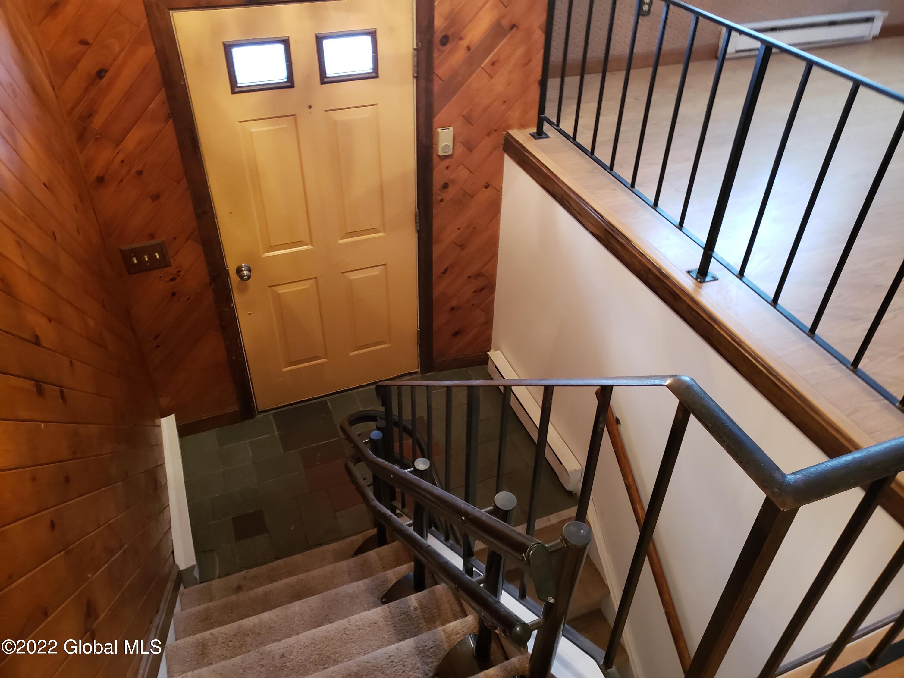 5 Ruth Court Colonie, NY 12189 - Photo 13 of 20 20220129_141044