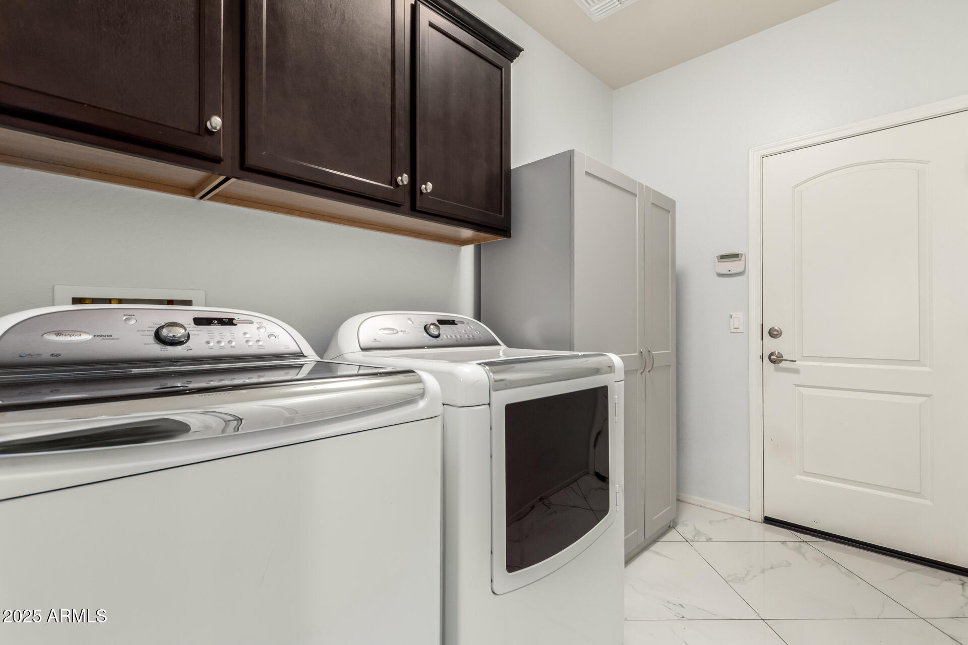 6641 West Georgetown Way Florence, AZ 85132 - Photo 28 of 35 a utility room with dryer and washer